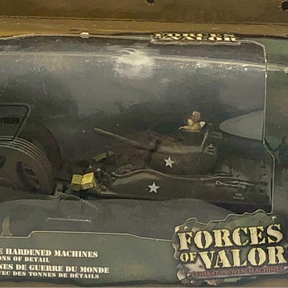 Forces of Valor U.S. M4A1 Normandy 1944 1:72 war tank Die Cast - Picture 2 of 5